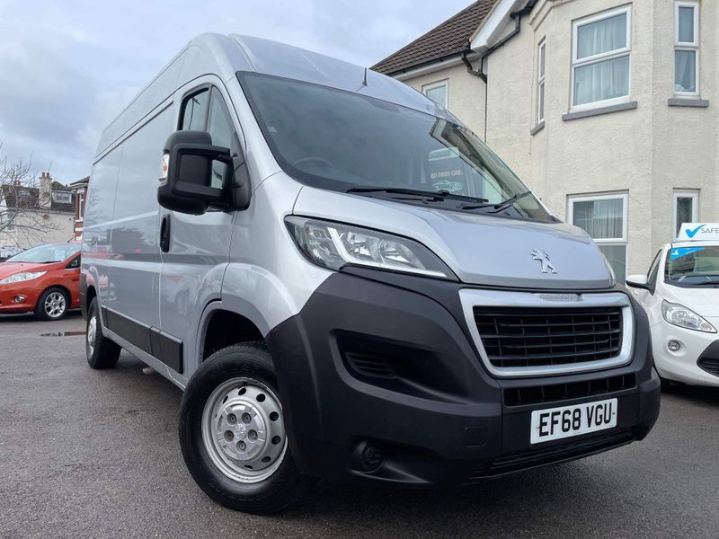 Peugeot Boxer  2.0 BlueHDi 335 Professional L2 H2 Euro 6 5dr EF68 VGU